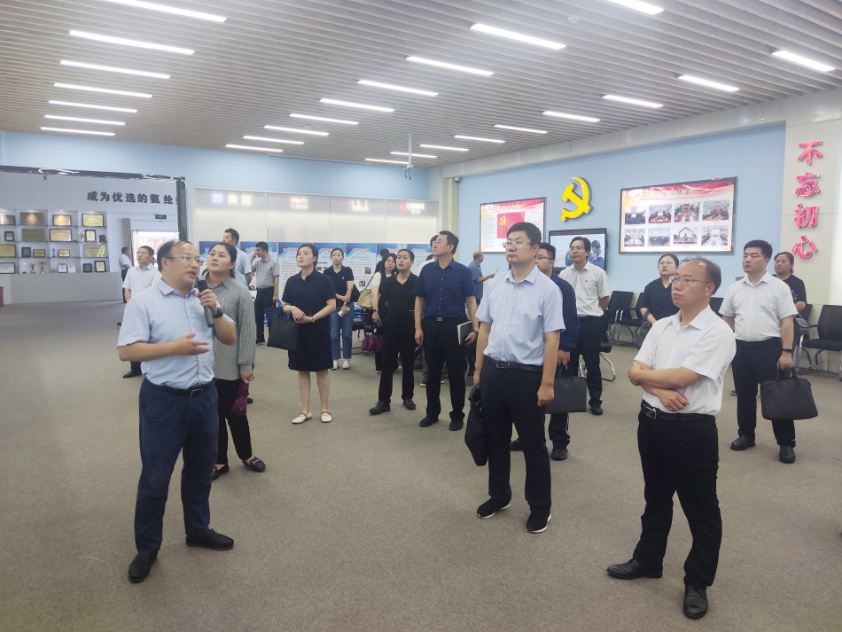 2024年7月17日，市國(guó)資委系統(tǒng)在公司開展“三組聯(lián)建”現(xiàn)場(chǎng)觀摩1（公司展廳）_副本